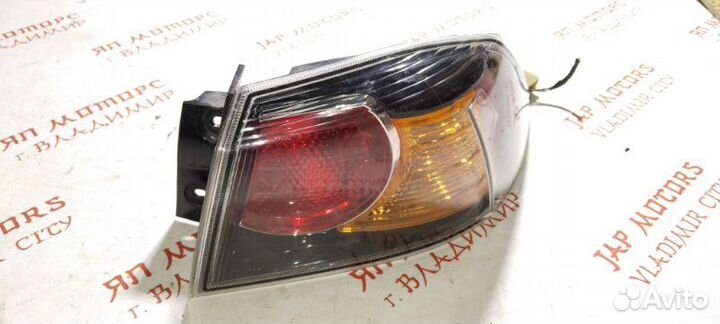 Фонарь задний правый Mitsubishi Lancer 10 седан