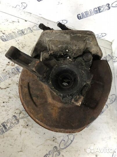 Поворотный кулак Москвич