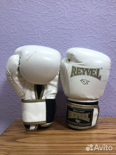 Боксерские перчатки Reyvel 14 oz