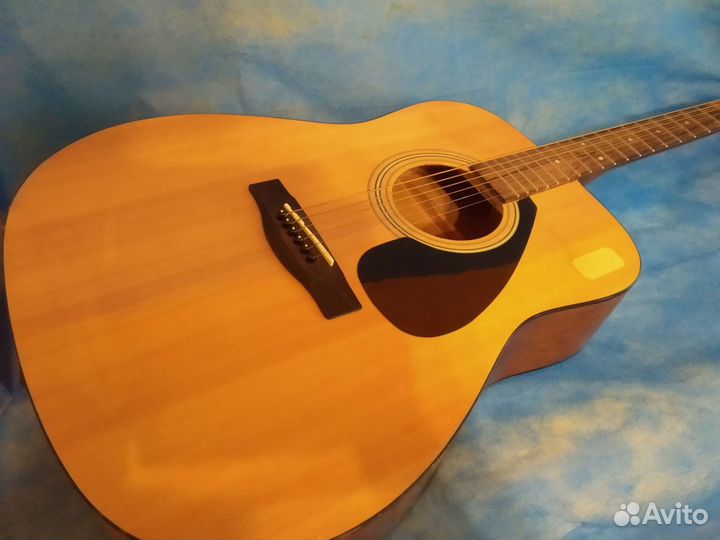 Акустическая гитара yamaha f310 бу