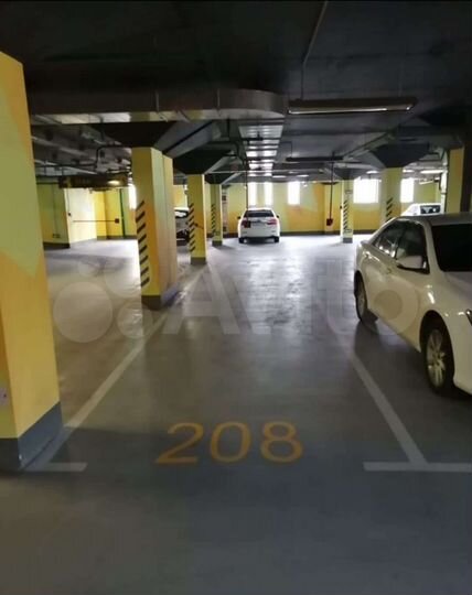Машиноместо, 15 м²