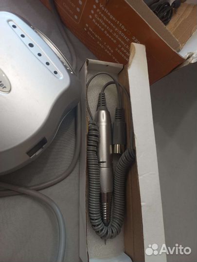 Аппарат для маникюра и педикюра