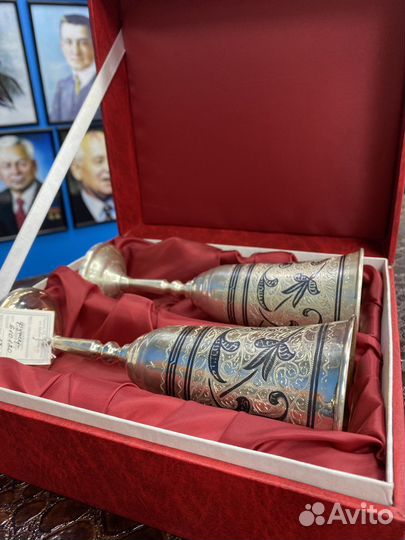 Серебряные бокалы