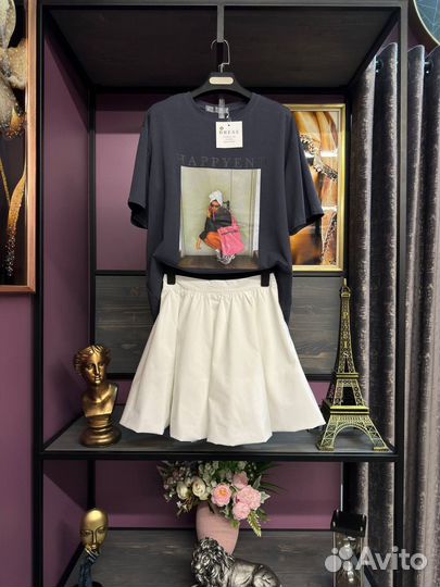 Стильная двойка футболка с юбкой