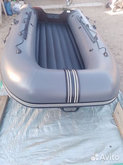 Лодка Фрегат 310Air