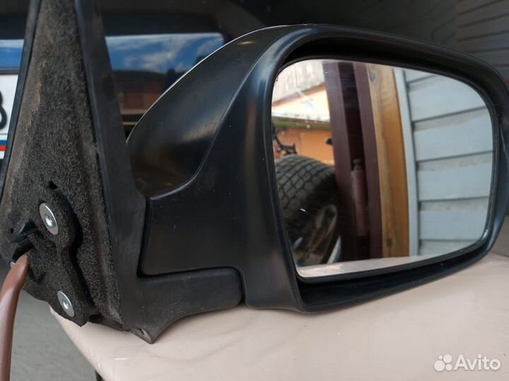 Боковое зеркало правое subaru impreza ge gh