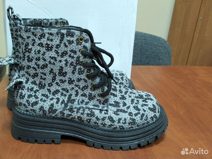 Ботинки демисезонные женские 38 размер