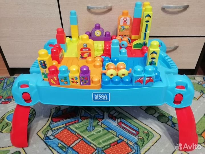 Стол-конструктор mega bloks