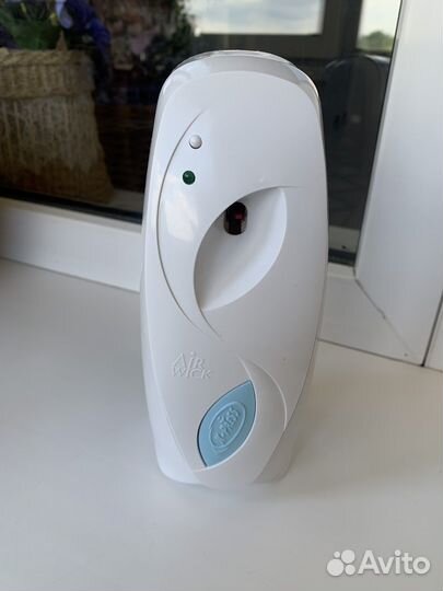 Дозатор освежителя воздуха