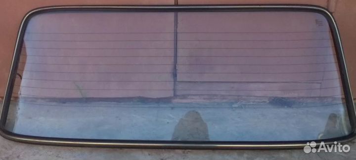 Заднее стекло ваз 2107