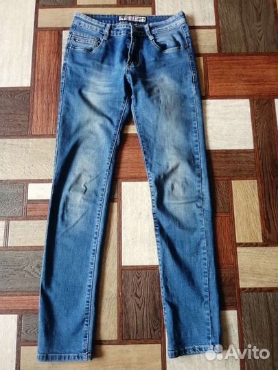 Джинсы мужские