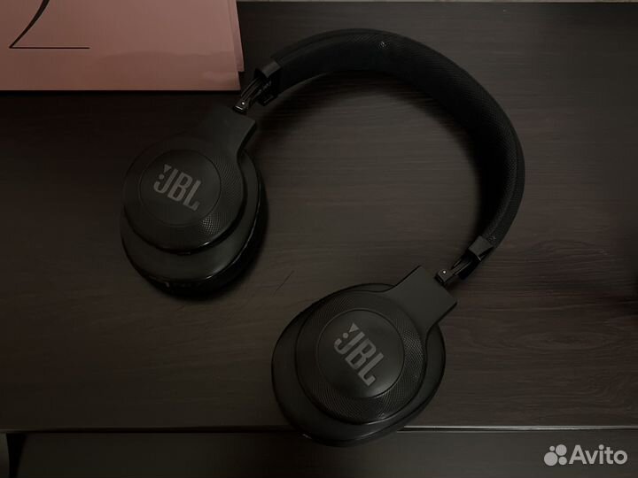 Наушники JBL E55BT