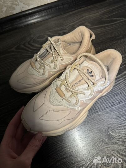 Кроссовки женские adidas