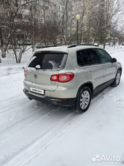 Volkswagen Tiguan 2.0 AT, 2011, 142 380 км