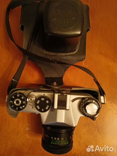 Плёночный фотоаппарат Зенит ет