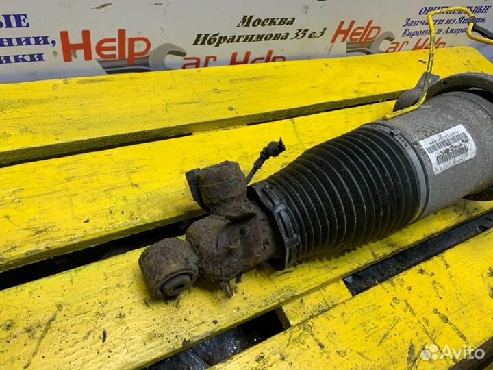 Стойка подвески задняя правая Porsche Cayenne 9PA