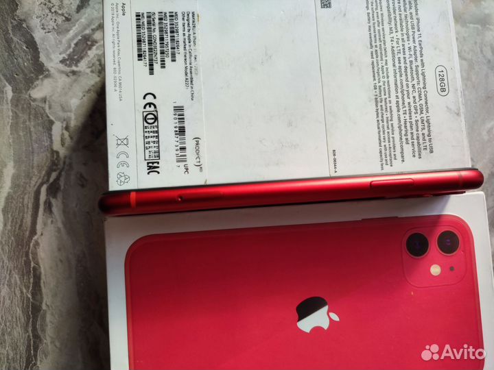 iPhone 11, 128 ГБ