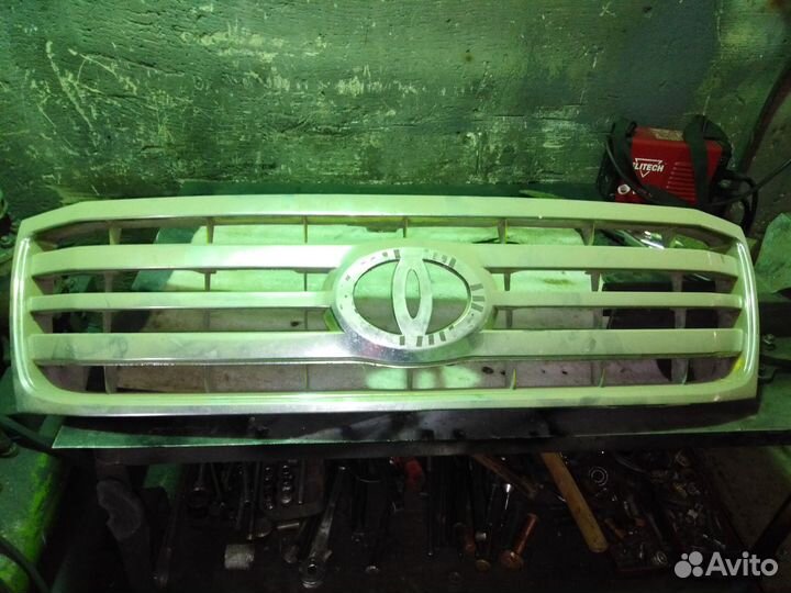 Решетка радиатора