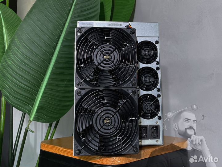 Antminer S21