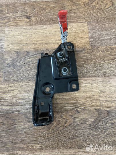 Крепление ремня безопасности Porsche Cayenne 955