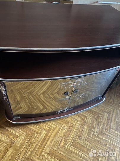 Тумба под телевизор