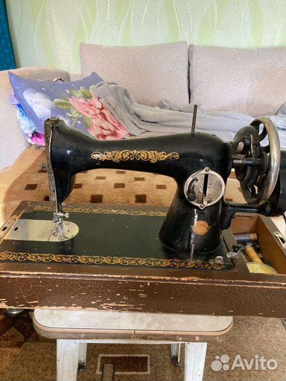 Швейная машинка пмз им Калинина