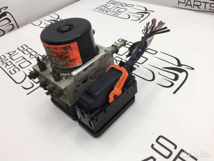 Блок abs Suzuki Grand Vitara TD54W J24B 2.4 2011