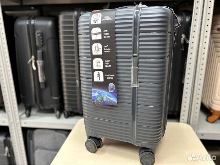 Чемодан ручная кладь