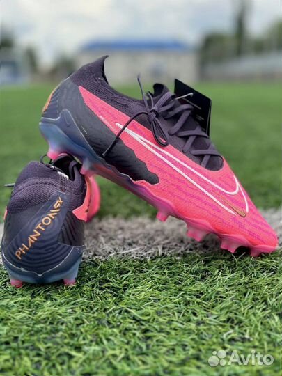 Бутсы Nike Phantom GX pink