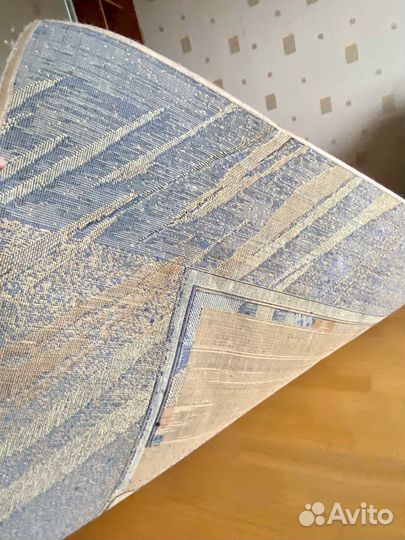 Ковер шерстяной