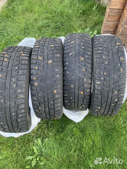 Kumho I'Zen KW22 235/65 R17