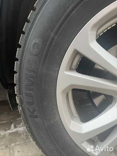 Kumho WinterCraft SUV Ice WS31 225/65 R17