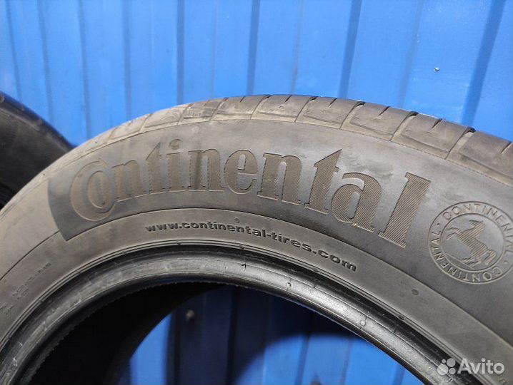 Continental ContiPremiumContact 5 215/60 R17