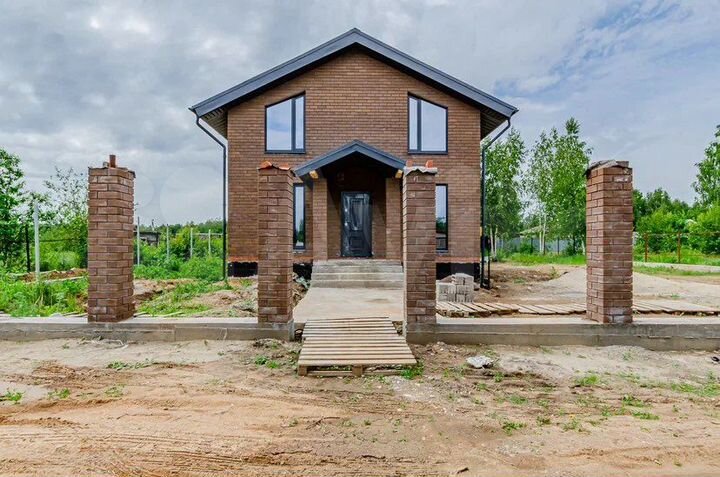 Дом 131,6 м² на участке 9 сот.