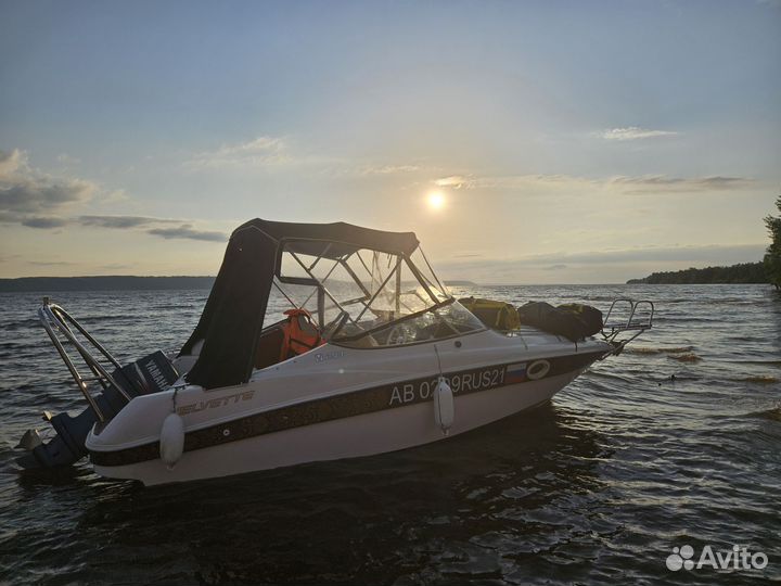 Катер каютный Velvette 20 Image без мотора