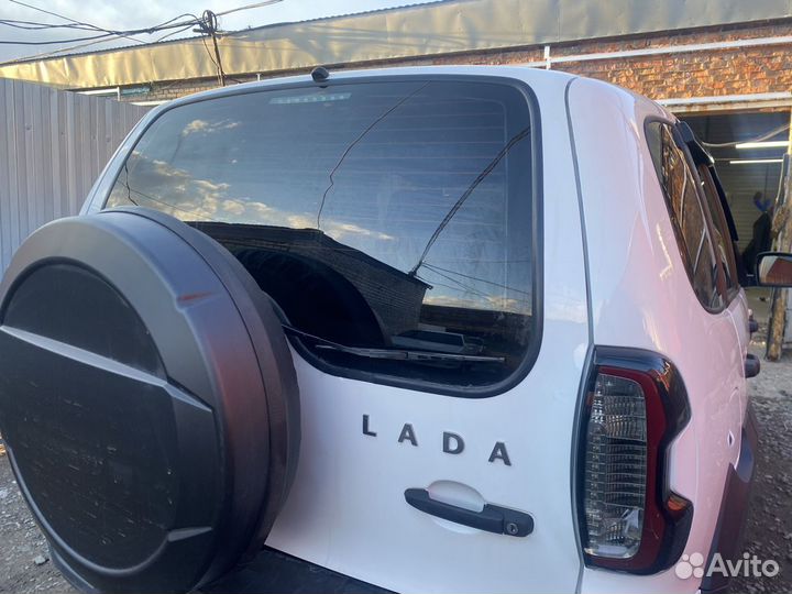 Тонирование стекол авто