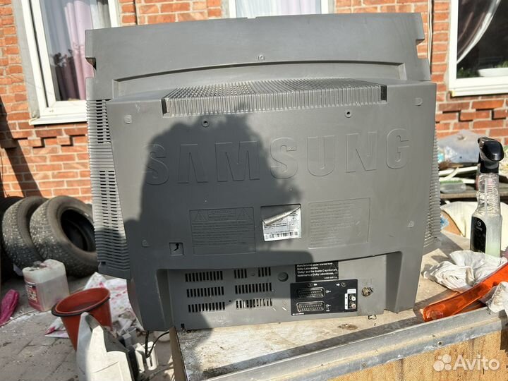 Телевизор samsung