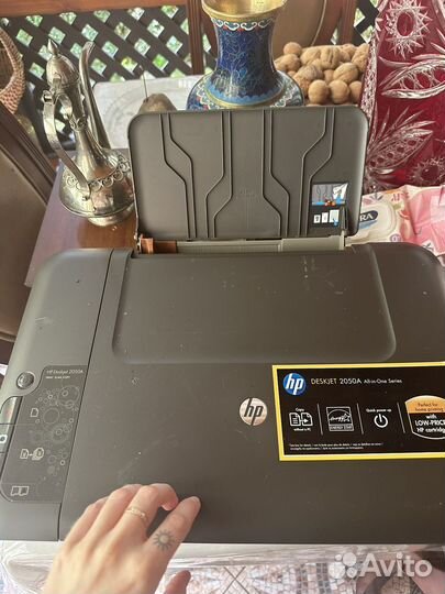 Принтер + сканер HP Deskjet 2050A