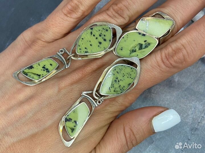 Лизардит природный, креативная новинка, серебро