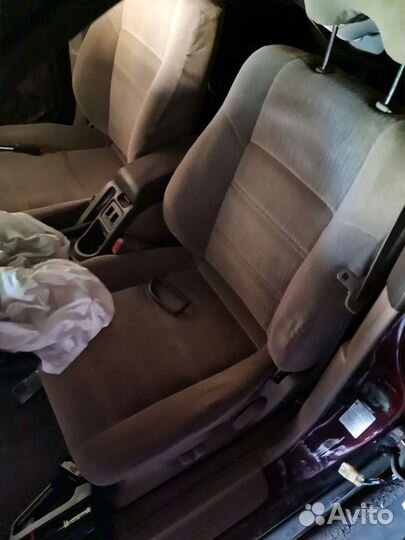 Салон субару легаси аутбек BH