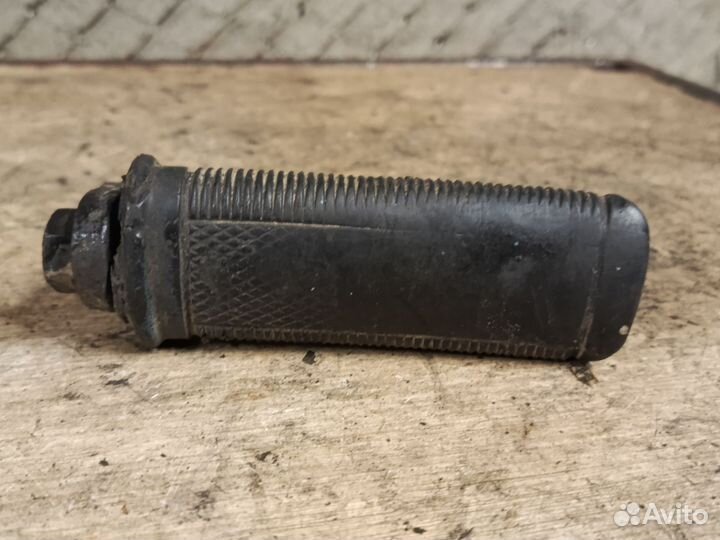 Подножка пассажира на мотоцикл иж