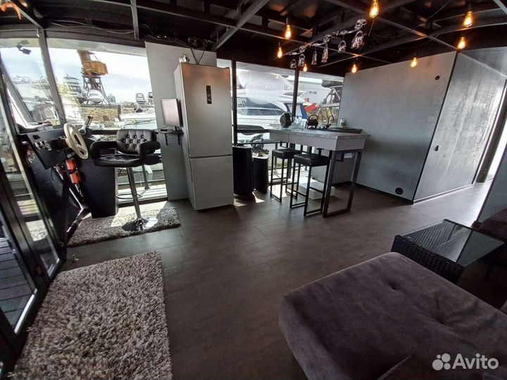 Плавдом, плавдача в аренду, HauseBoat