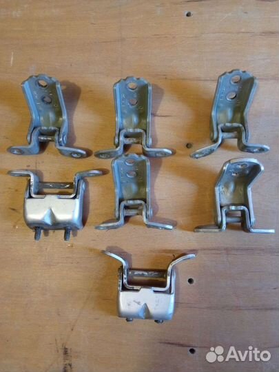 Петли дверей и борта Nissan Navara