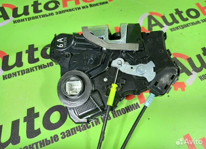 Замок двери toyota crown GRS202 передний правый