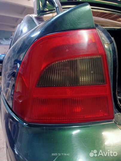 Задний Левый фонарь Опель Вектра Б