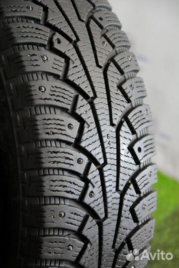 Nokian Tyres Hakkapeliitta 5 SUV 225/65 R17 106T