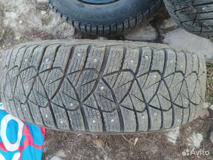 Комплект колес зима r15