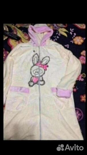 Халаты р46-48 новые по 1100 и р44 пижамы