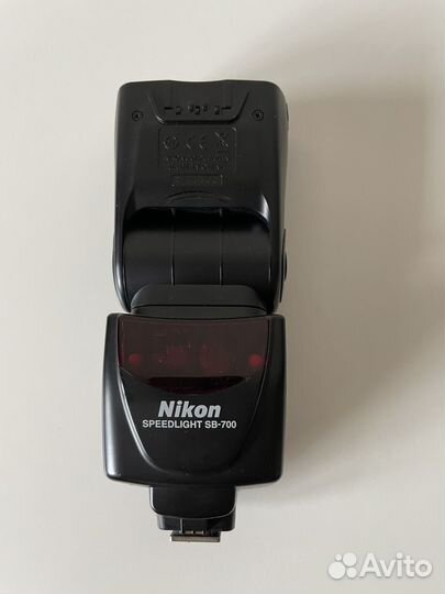 Вспышка Nikon Speedlight 700