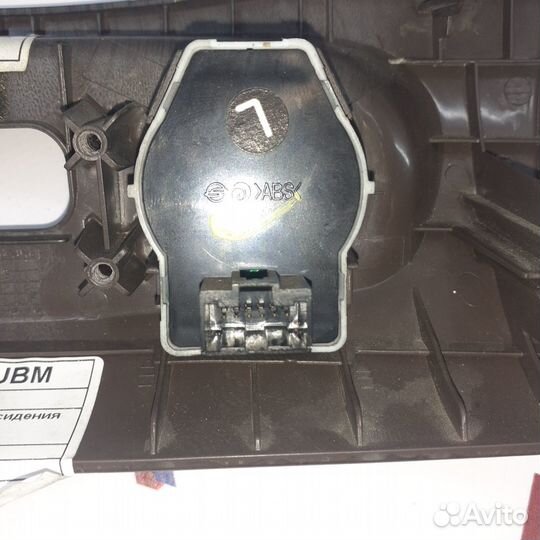 Рамка под кнопки обогрева сидения ssangyong rexto